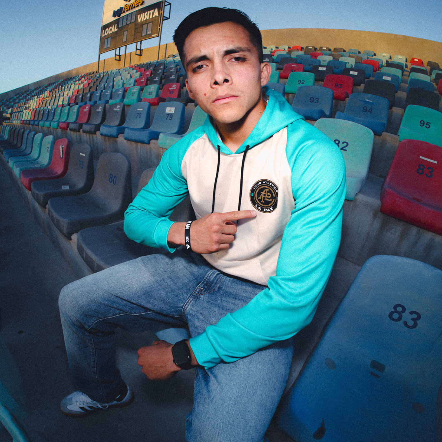 SUDADERA CON CAPUCHA CALP 24-25